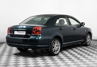 Подержанный автомобиль Toyota Avensis Sedan 2004 года (5 фото)