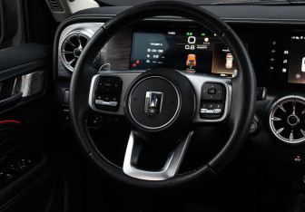 Подержанный автомобиль Tank 300 2024 года (14 фото)