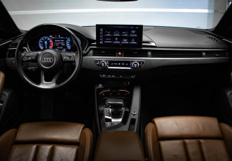 Подержанный автомобиль Audi A5 Liftback 2021 года (8 фото)