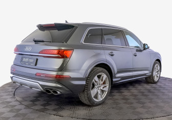 Подержанный автомобиль Audi SQ7 2020 года (5 фото)