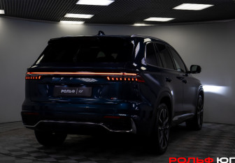 Подержанный автомобиль Geely Monjaro 2023 года (28 фото)