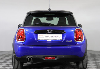 Подержанный автомобиль MINI Hatch 2021 года (10 фото)