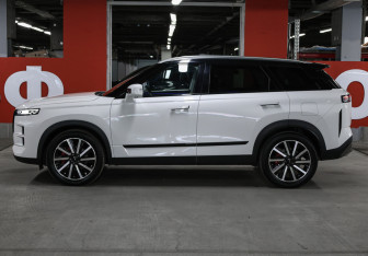 Подержанный автомобиль Jaecoo J7 2023 года (8 фото)