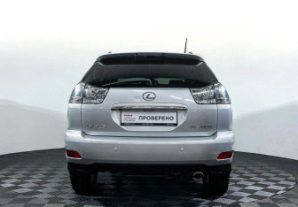 Подержанный автомобиль Lexus RX 2008 года (6 фото)