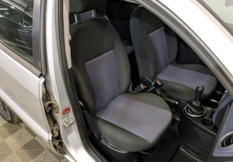 Подержанный автомобиль Ford Fusion 2010 года (22 фото)