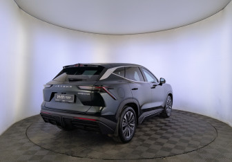 Подержанный автомобиль Jetour Dashing 2023 года (5 фото)