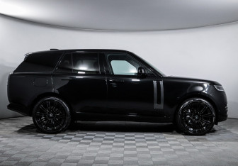 Подержанный автомобиль Land Rover Range Rover 2023 года (4 фото)