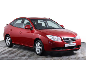 Подержанный автомобиль Hyundai Elantra Sedan 2007 года (3 фото)