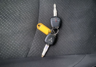 Подержанный автомобиль Mitsubishi ASX 2012 года (13 фото)