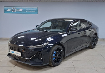Подержанный автомобиль Changan UNI-V 2023 года (1 фото)