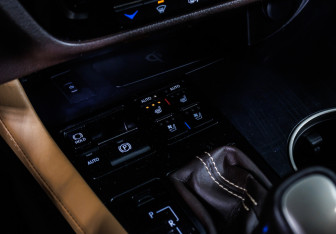 Подержанный автомобиль Lexus RX 2016 года (23 фото)