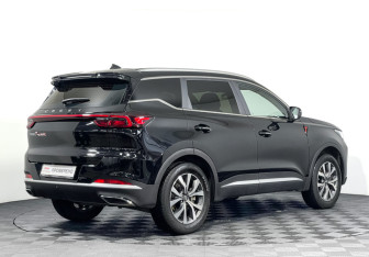 Подержанный автомобиль Chery Tiggo 7 Pro Max 2023 года (5 фото)