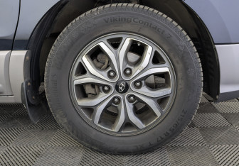 Подержанный автомобиль Hyundai H-1 2021 года (12 фото)