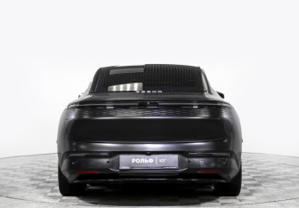 Подержанный автомобиль Zeekr 001 2024 года (6 фото)