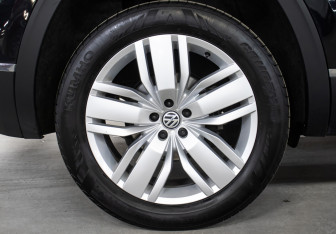 Подержанный автомобиль Volkswagen Teramont 2019 года (31 фото)