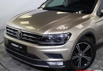 Подержанный автомобиль Volkswagen Tiguan 2017 года (28 фото)