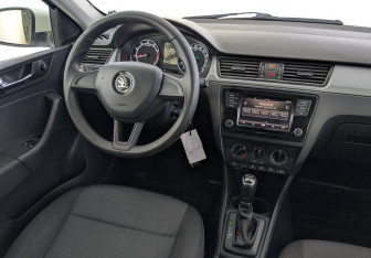 Подержанный автомобиль Skoda Rapid Liftback 2019 года (26 фото)