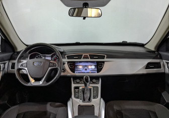 Подержанный автомобиль Geely Atlas 2018 года (14 фото)