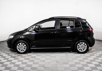 Подержанный автомобиль Volkswagen Golf Plus 2011 года (8 фото)