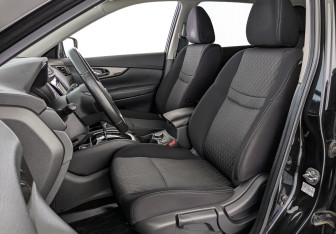 Подержанный автомобиль Nissan X-Trail 2018 года (20 фото)