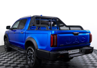 Подержанный автомобиль JAC T9 2024 года (7 фото)