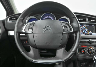 Подержанный автомобиль Citroen C4 Sedan 2018 года (6 фото)