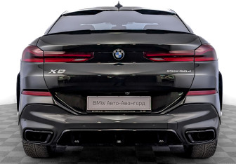 Подержанный автомобиль BMW X6 2021 года (6 фото)