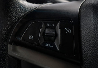 Подержанный автомобиль Chevrolet Aveo Hatchback 2013 года (15 фото)