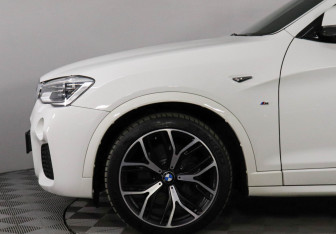Подержанный автомобиль BMW X4 2015 года (8 фото)