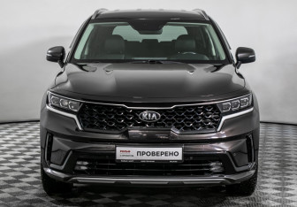 Подержанный автомобиль Kia Sorento 2021 года (2 фото)