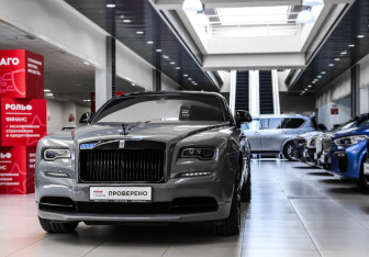 Подержанный автомобиль Rolls-Royce Wraith 2018 года (7 фото)
