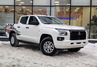 Новый Mitsubishi L200 2025 (3 фото)