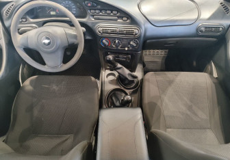Подержанный автомобиль Chevrolet Niva 2010 года (10 фото)