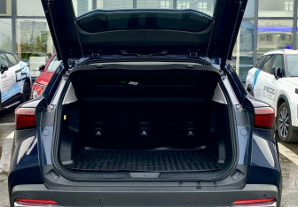 Подержанный автомобиль Omoda C5 2023 года (10 фото)