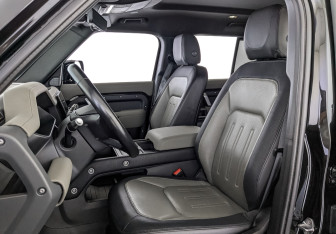 Подержанный автомобиль Land Rover Defender Suv 2021 года (20 фото)