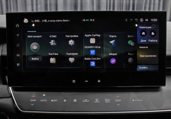 Подержанный автомобиль Toyota Camry Sedan 2024 года (19 фото)