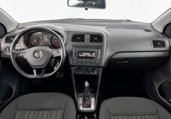 Подержанный автомобиль Volkswagen Polo Sedan 2019 года (14 фото)