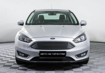 Подержанный автомобиль Ford Focus Sedan 2016 года (2 фото)