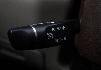 Подержанный автомобиль FAW Bestune M9 2023 года (21 фото)