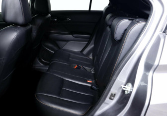 Подержанный автомобиль Mitsubishi Eclipse Cross 2018 года (13 фото)