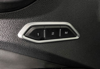 Подержанный автомобиль Geely Tugella 2023 года (15 фото)