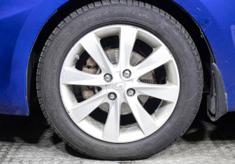 Подержанный автомобиль Hyundai Solaris Sedan 2013 года (18 фото)