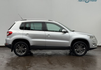 Подержанный автомобиль Volkswagen Tiguan 2009 года (4 фото)
