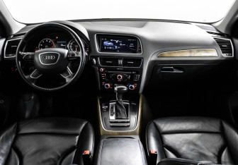 Подержанный автомобиль Audi Q5 2013 года (9 фото)