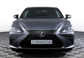 Подержанный автомобиль Lexus ES 2021 года (2 фото)