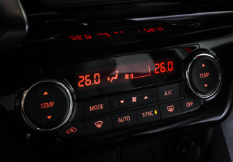 Подержанный автомобиль Mitsubishi Eclipse Cross 2019 года (18 фото)