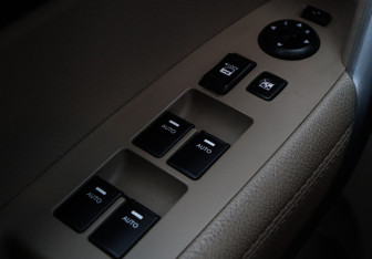 Подержанный автомобиль Kia Sorento 2011 года (15 фото)