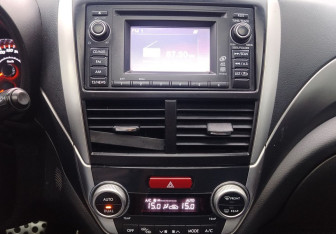 Подержанный автомобиль Subaru Forester Suv 2012 года (13 фото)