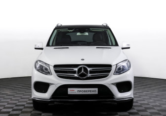Подержанный автомобиль Mercedes-Benz GLE 2017 года (2 фото)