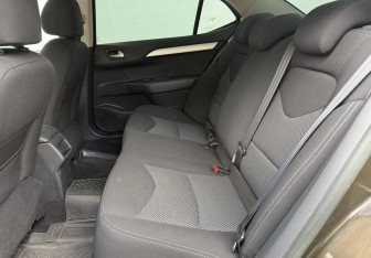 Подержанный автомобиль Citroen C4 Sedan 2013 года (11 фото)